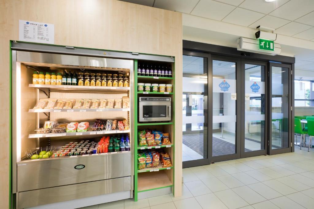 Ibis Budget Newport Esterno foto