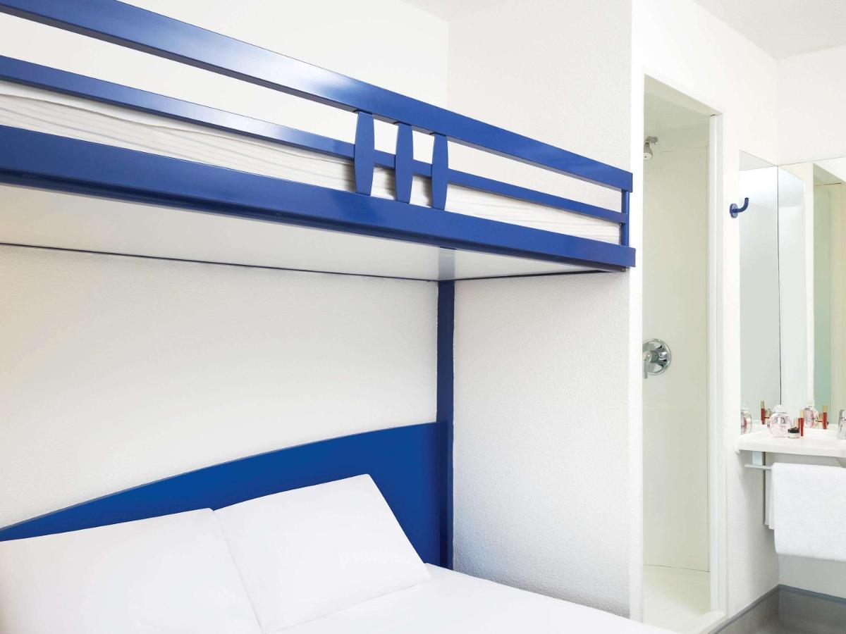 Ibis Budget Newport Esterno foto